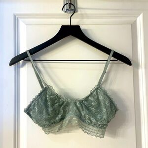Bralette • Victorias Secret